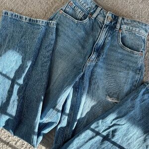 Garage Mid-Rise Baggy Ripped Jeans